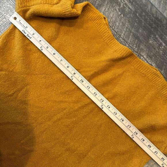 Madewell Tier Sleeve Pullover in Sweater in Coziest Yarn Size S - Picture 6 of 8